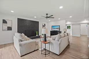5720 Avenida Robledal, Pensacola, FL 32504 - Photo 4