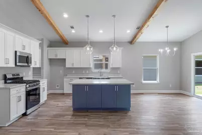 8302 Vickie St, Pensacola, FL 32514 - Photo 2