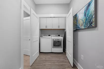 1121 W Romana St, Pensacola, FL 32502 - Photo 18