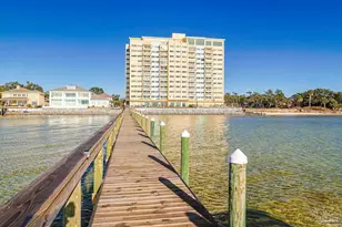 825 Bayshore Dr, Pensacola, FL 32507 - Photo 16