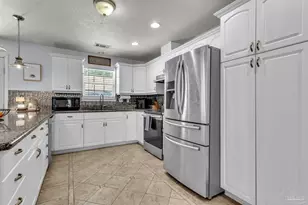 7093 Wymart Rd, Pensacola, FL 32526 - Photo 4
