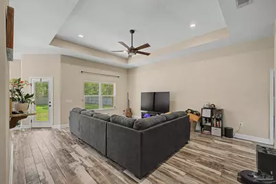 8135 Nevada St, Navarre, FL 32566 - Photo 8