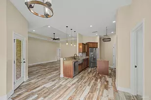 8135 Nevada St, Navarre, FL 32566 - Photo 18