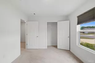 2752 Savannah Michelle Ln, Pensacola, FL 32534 - Photo 16