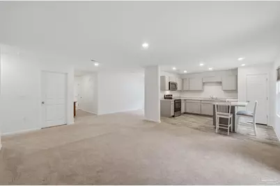 2752 Savannah Michelle Ln, Pensacola, FL 32534 - Photo 8