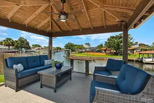 934 Aquamarine Dr, Gulf Breeze, FL 32563 - Photo 38