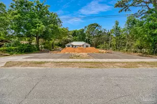 6321 Denver Ave, Pensacola, FL 32526 - Photo 2