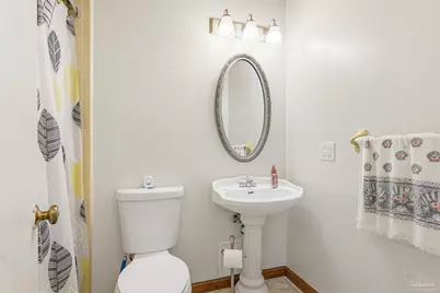 7227 Shelby Ln, Pensacola, FL 32526 - Photo 20