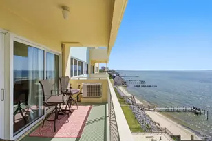 825 Bayshore Dr, Pensacola, FL 32507 - Photo 4