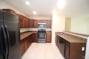 3417 W Fisher St, Pensacola, FL 32505 - Photo 8
