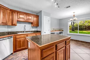 7933 Skyview Blvd, Navarre, FL 32566 - Photo 4