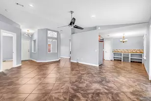 7933 Skyview Blvd, Navarre, FL 32566 - Photo 10