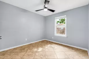 7933 Skyview Blvd, Navarre, FL 32566 - Photo 14