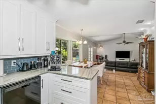 312 Florida Ave, Gulf Breeze, FL 32561 - Photo 8