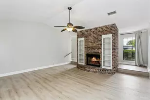 312 Florida Ave, Gulf Breeze, FL 32561 - Photo 12
