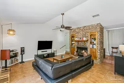 312 Florida Ave, Gulf Breeze, FL 32561 - Photo 6