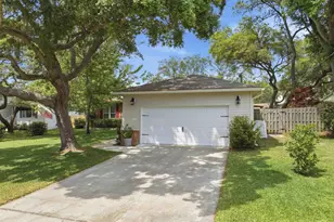 22 Dogwood Dr, Shalimar, FL 32579 - Photo 2