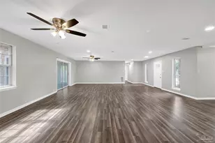 302 Teakwood Cir, Pensacola, FL 32506 - Photo 12