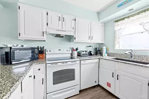 1625 Bulevar Mayor, Pensacola Beach, FL 32561 - Photo 8