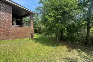 2598 Caldwell Cir, Pace, FL 32571 - Photo 16