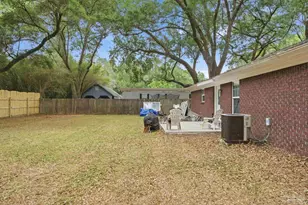 9141 Haley Ln, Pensacola, FL 32534 - Photo 16