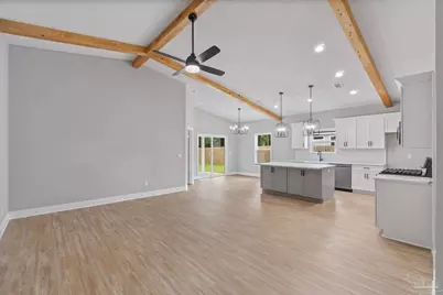 8314 Vickie St, Pensacola, FL 32514 - Photo 8