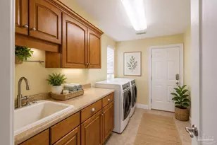 1636 Moonraker Dr, Milton, FL 32583 - Photo 16