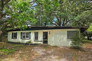 708 Vendee Ln, Pensacola, FL 32505 - Photo 2