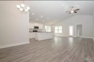 5282 Hidden Pnes Cir, Milton, FL 32583 - Photo 4