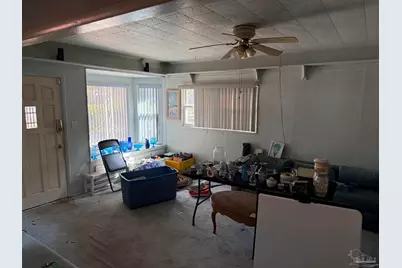 304 NW Oakland Cir, Fort Walton Beach, FL 32548 - Photo 2