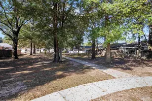 2545 Trailwood Dr, Cantonment, FL 32533 - Photo 10