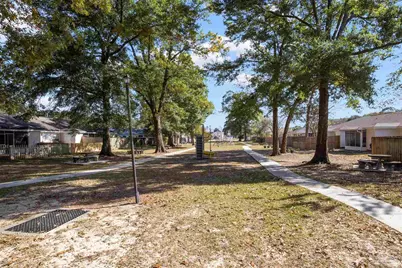 2545 Trailwood Dr, Cantonment, FL 32533 - Photo 12