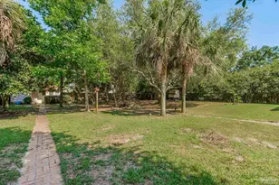 2034 Bayou Dr, Navarre, FL 32566 - Photo 40