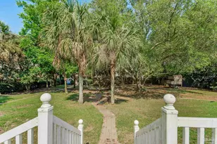 2034 Bayou Dr, Navarre, FL 32566 - Photo 36