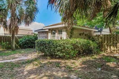 2034 Bayou Dr, Navarre, FL 32566 - Photo 32