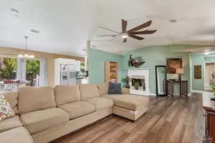 2034 Bayou Dr, Navarre, FL 32566 - Photo 6