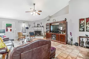 8786 Prowler Ct, Pensacola, FL 32506 - Photo 16