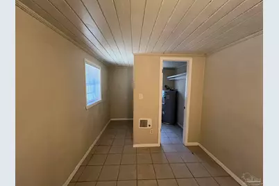 1036 Hawthorne Dr #B, Pensacola, FL 32507 - Photo 8