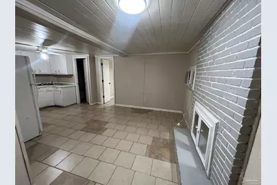 1036 Hawthorne Dr #B, Pensacola, FL 32507 - Photo 4