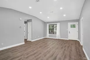 5511 Cottonwood Dr, Milton, FL 32570 - Photo 8