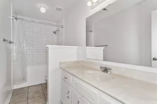 1960 Woodbridge Dr, Pensacola, FL 32514 - Photo 12