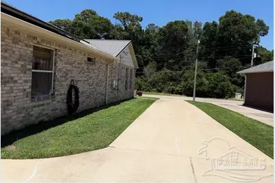 305 Shiloh Dr, Pensacola, FL 32503 - Photo 12