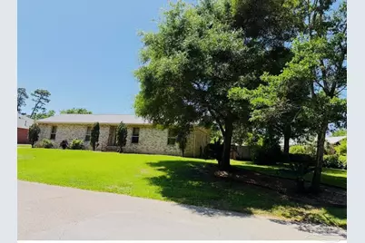 305 Shiloh Dr, Pensacola, FL 32503 - Photo 1