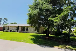 305 Shiloh Dr, Pensacola, FL 32503 - Photo 1
