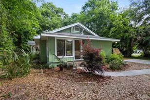 1724 E Maxwell St, Pensacola, FL 32503 - Photo 2