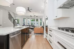 920 E Hernandez St, Pensacola, FL 32503 - Photo 14