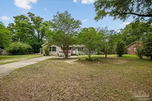 9915 Wanda Dr, Pensacola, FL 32514 - Photo 2