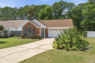 1383 Sterling Point Dr, Gulf Breeze, FL 32563 - Photo 2