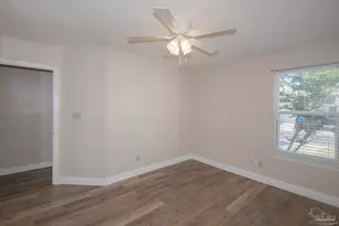 5051 Grande Dr, Pensacola, FL 32504 - Photo 16