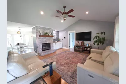 577 Bobwhite Ct, Pensacola, FL 32514 - Photo 10